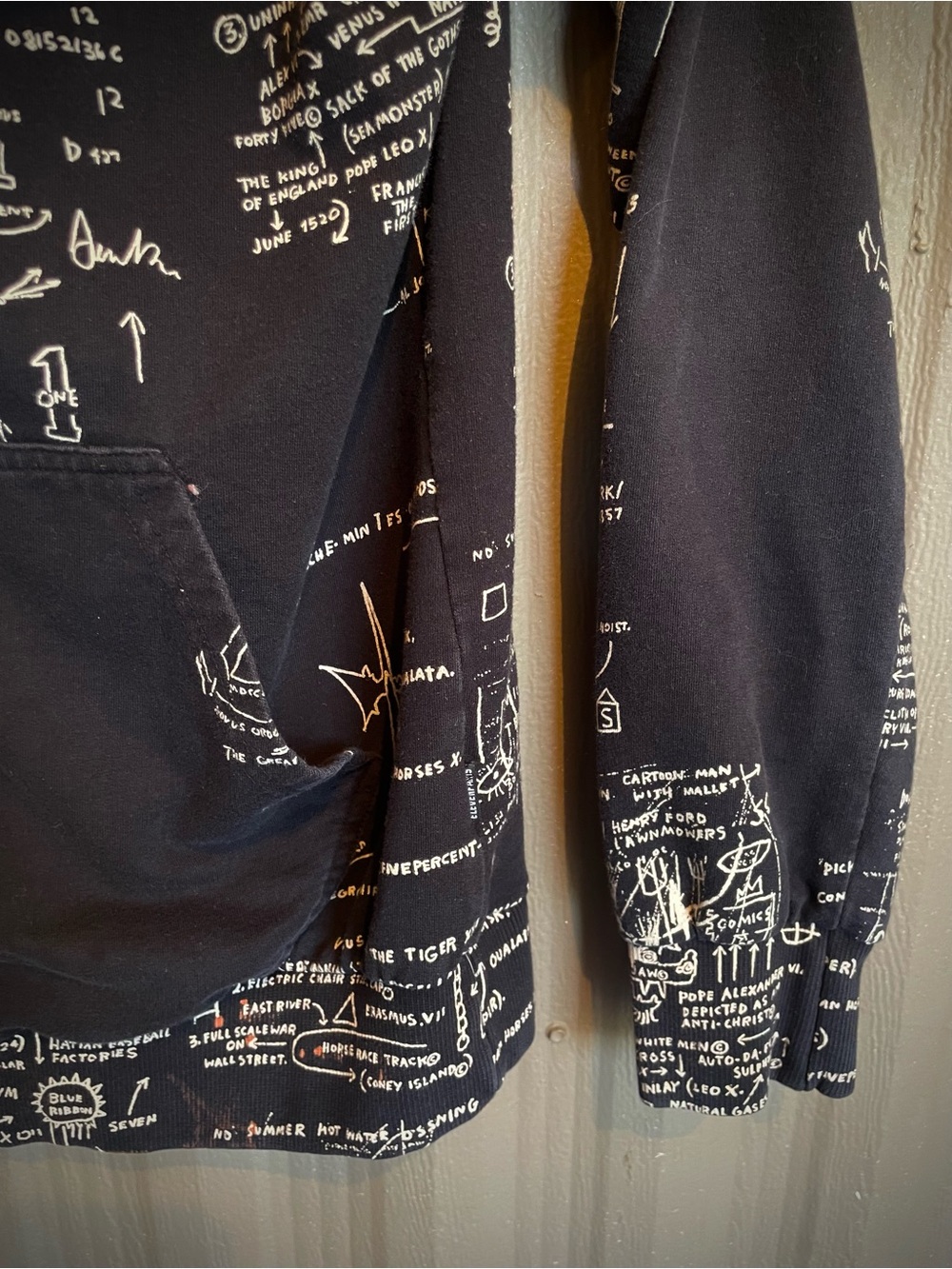 Jean-Michel Basquiat Hoodie Men's Black Full Zip Beat Bop Graphic Print sz L - Picture 5 of 7